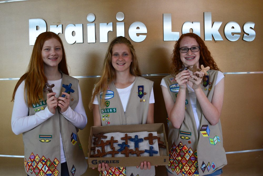 Girl Scouts 2017 crosses PLHS