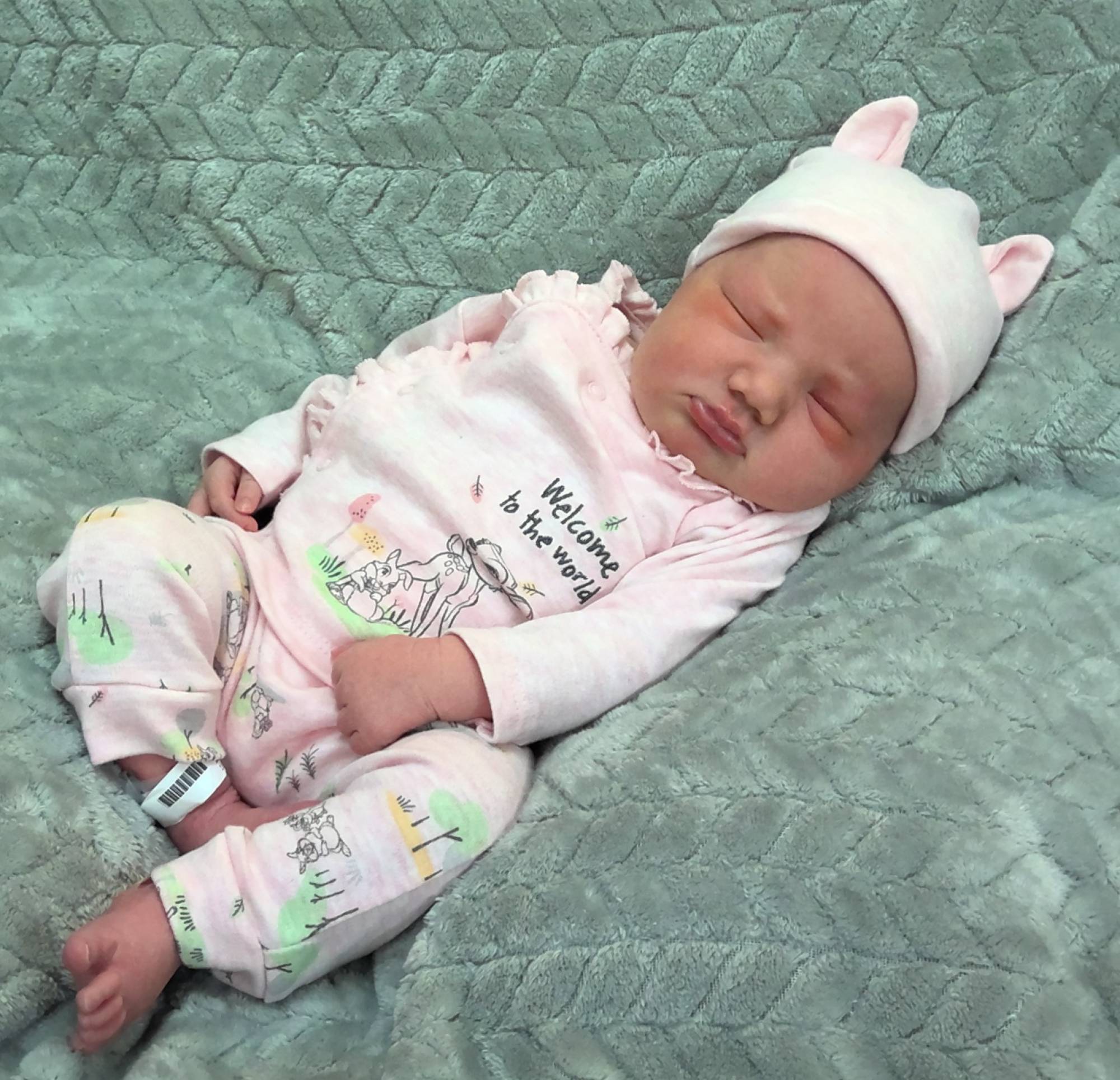 Eloise Julia