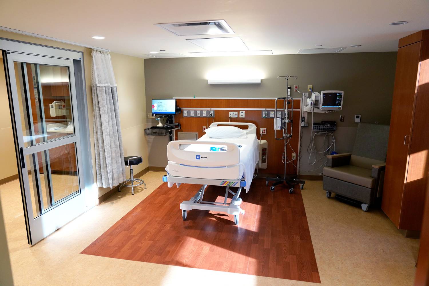 CCU Isolation Patient Room