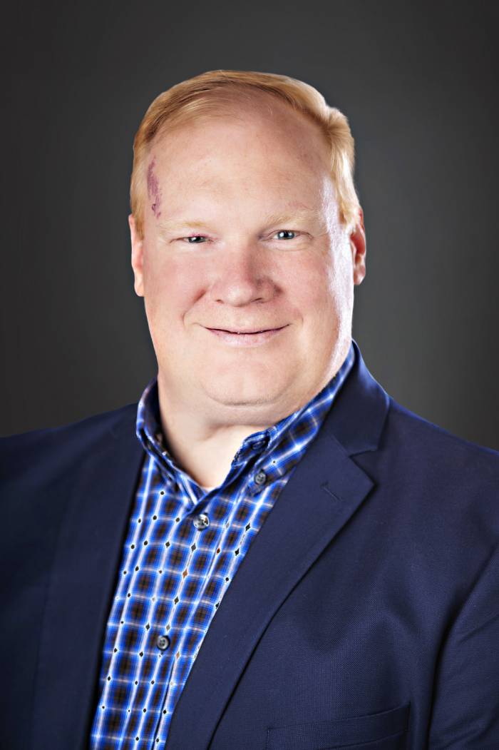 Robb Peterson